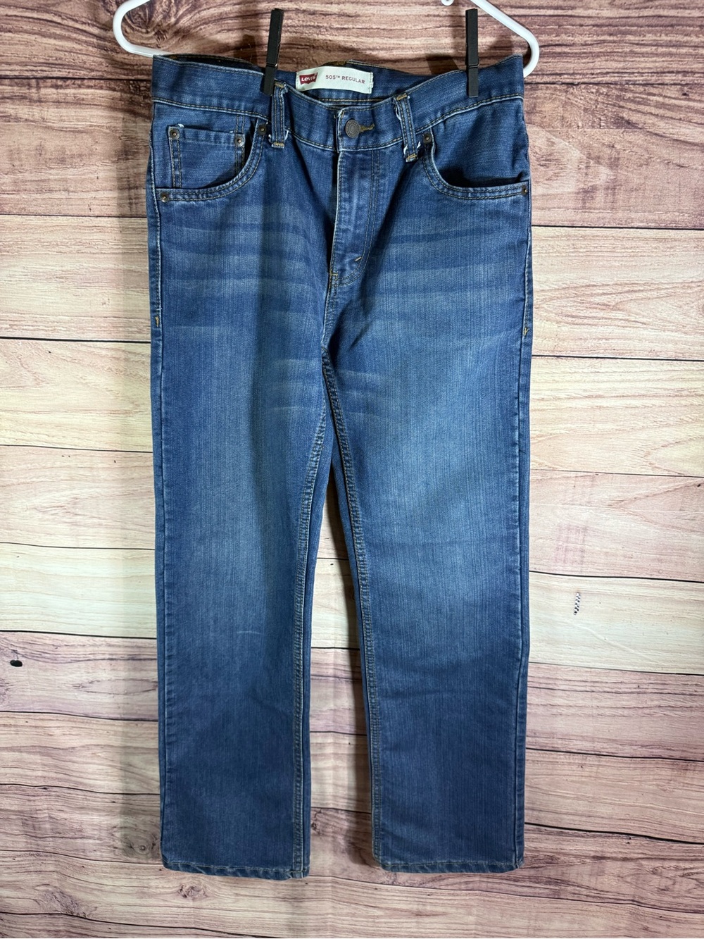 Levi's Women’s 505 Straight Leg Jeans in Medium Blue Wash size 16, 28x28